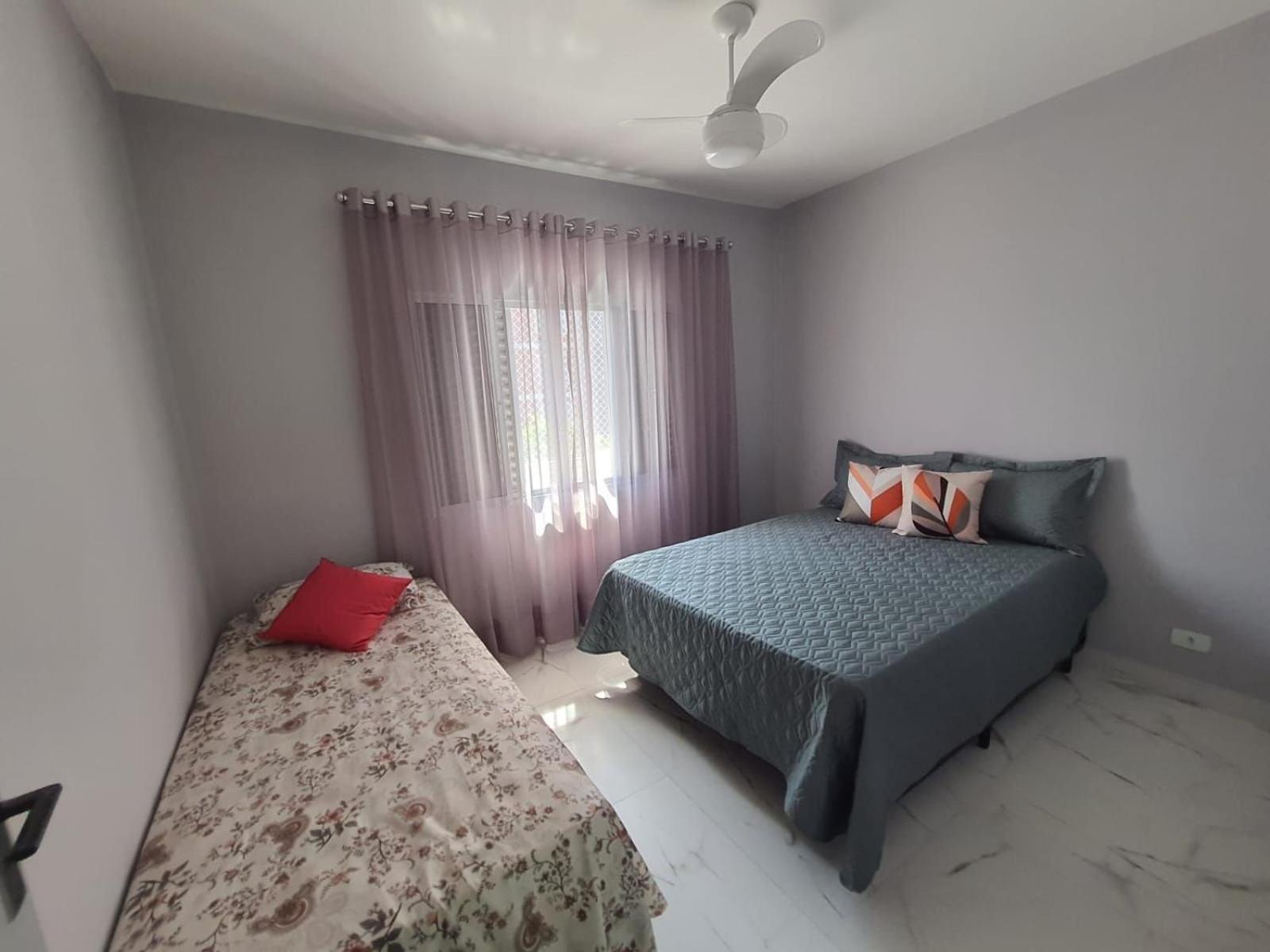 Beira Mar II Dorm Ap207 - Tupi - 15 Metros Da Praia - 2 Dormitorios Com Varanda - Wi Fi E Acomoda Ate 8 Pessoas - Estacionamento Gratuito Praia Grande  Buitenkant foto