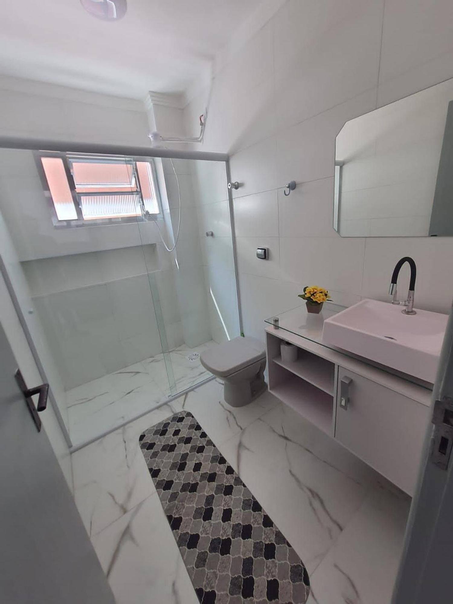 Beira Mar II Dorm Ap207 - Tupi - 15 Metros Da Praia - 2 Dormitorios Com Varanda - Wi Fi E Acomoda Ate 8 Pessoas - Estacionamento Gratuito Praia Grande  Buitenkant foto